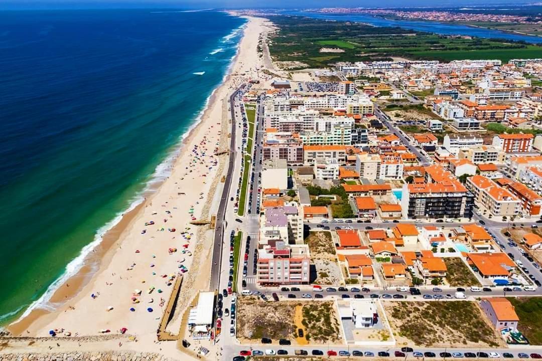 Casa De Ferias Aveiro Com Piscina Eksteriør billede